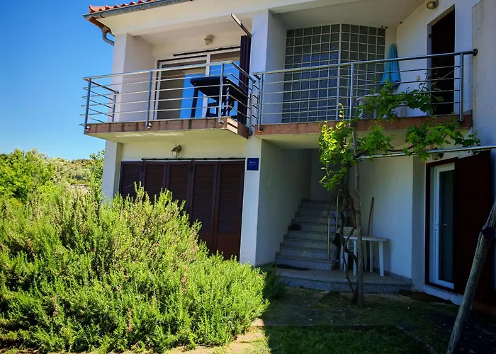 Island Cres Beautiful Views Апартаменты Stivan