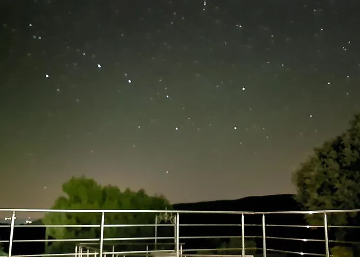 Апартаменты Island Cres Beautiful Views