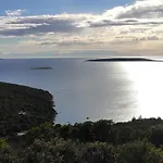 Island Cres Beautiful Views شقة Štivan